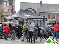 Barnum personnalisé pour Fietsen Ampe - impression de la bâche de toit + paroi latérale